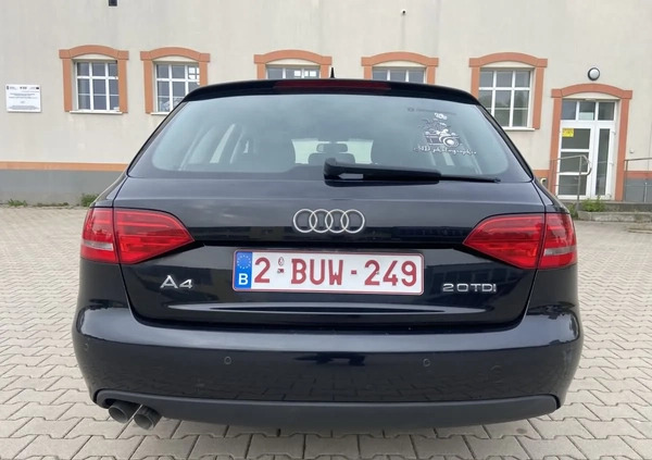 Audi A4 cena 34900 przebieg: 200000, rok produkcji 2008 z Sulejów małe 781